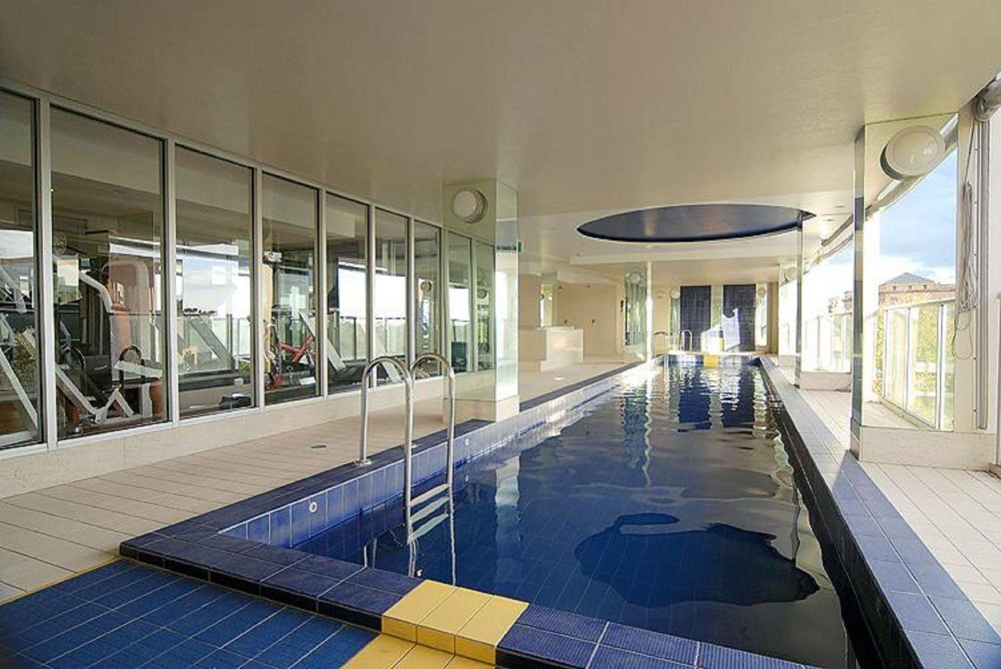 La Loft Apartments North Terrace Adelaide Bagian luar foto